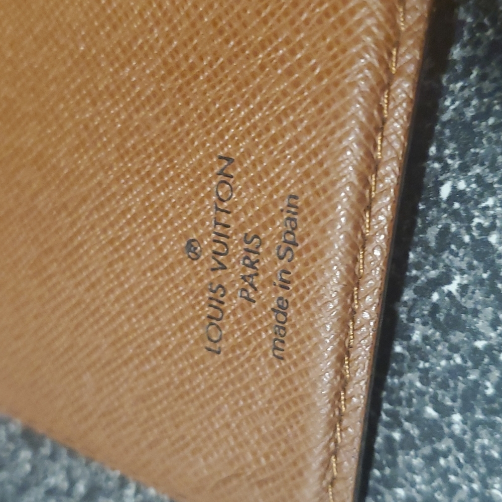 Louis Vuitton Monogram Agenda - Picture 5 of 13